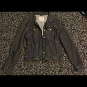 Women’s jean jacket